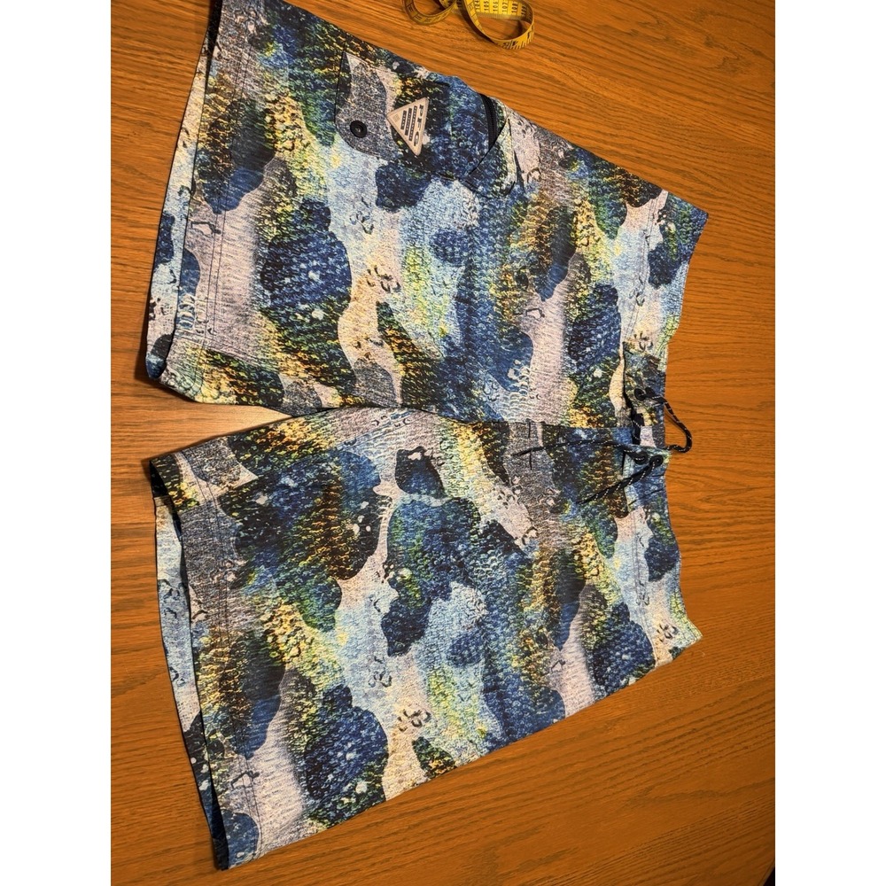 Columbia Men's Swim Trunks Size 40 Blue Floral PFG Omni-Shade Fish Responsibly